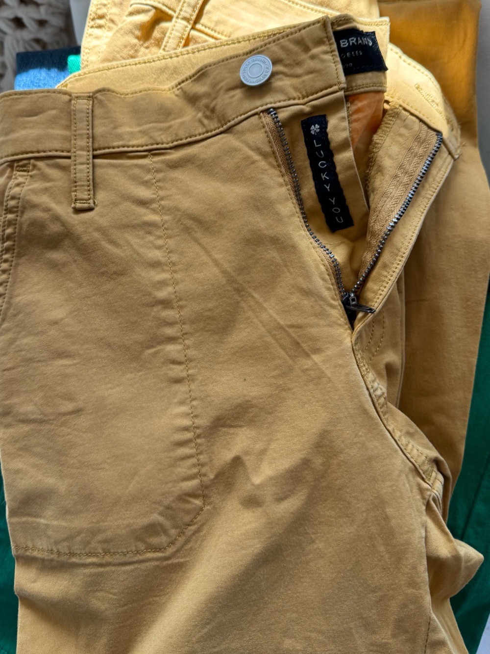 Lucky Brand Women’s Mustard Yellow Chino Pants with pork chop pockets!
